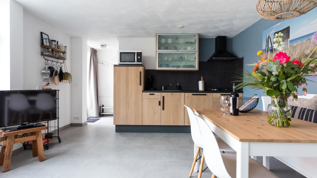 Huisjehurenegmond Egmond aan Zee Esterno foto